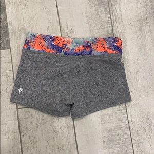 IVIVVA reversible tight short